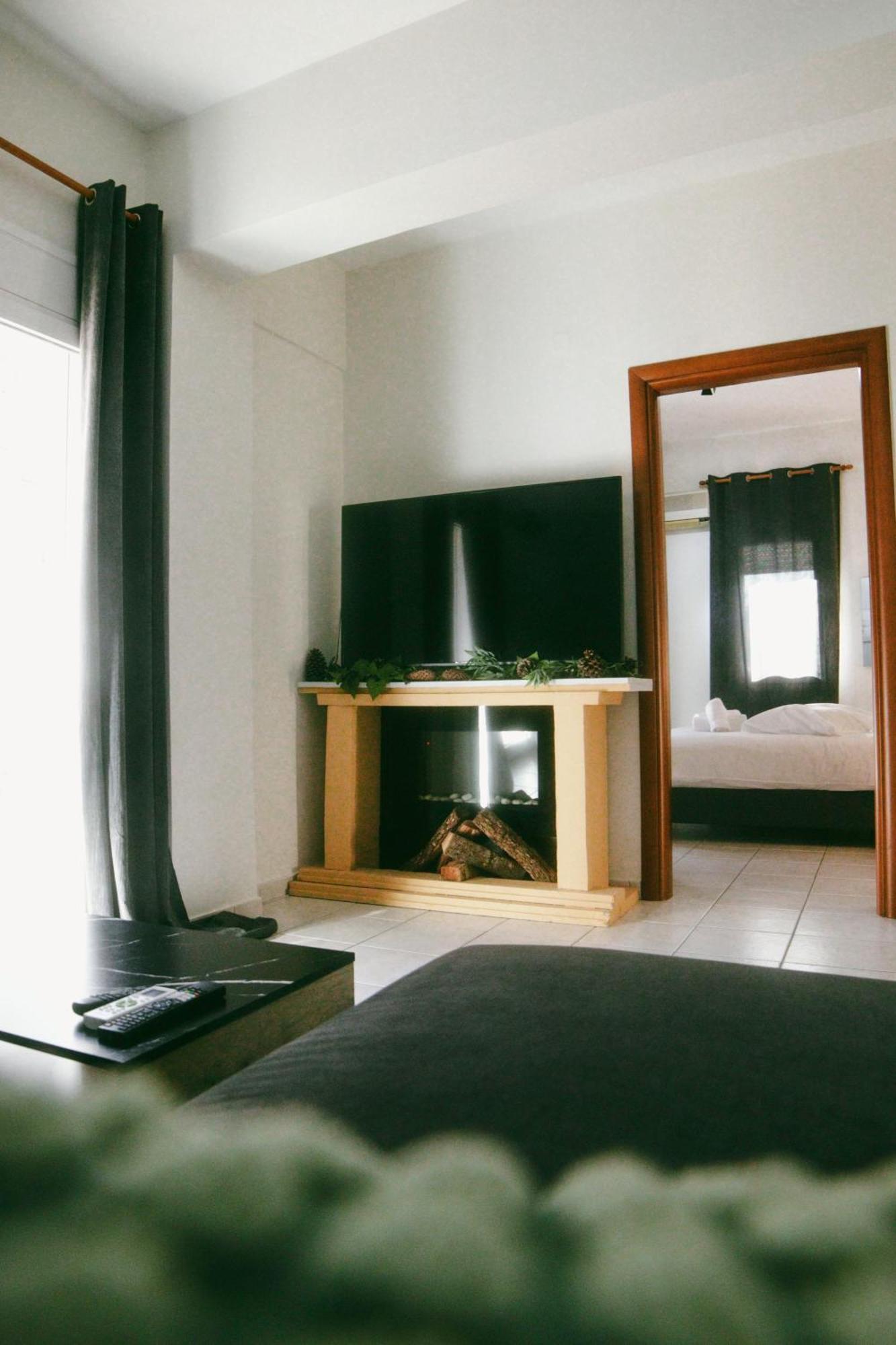 Gk Suites-Constantin View , Auto Check-In 24H ลาริซา ภายนอก รูปภาพ