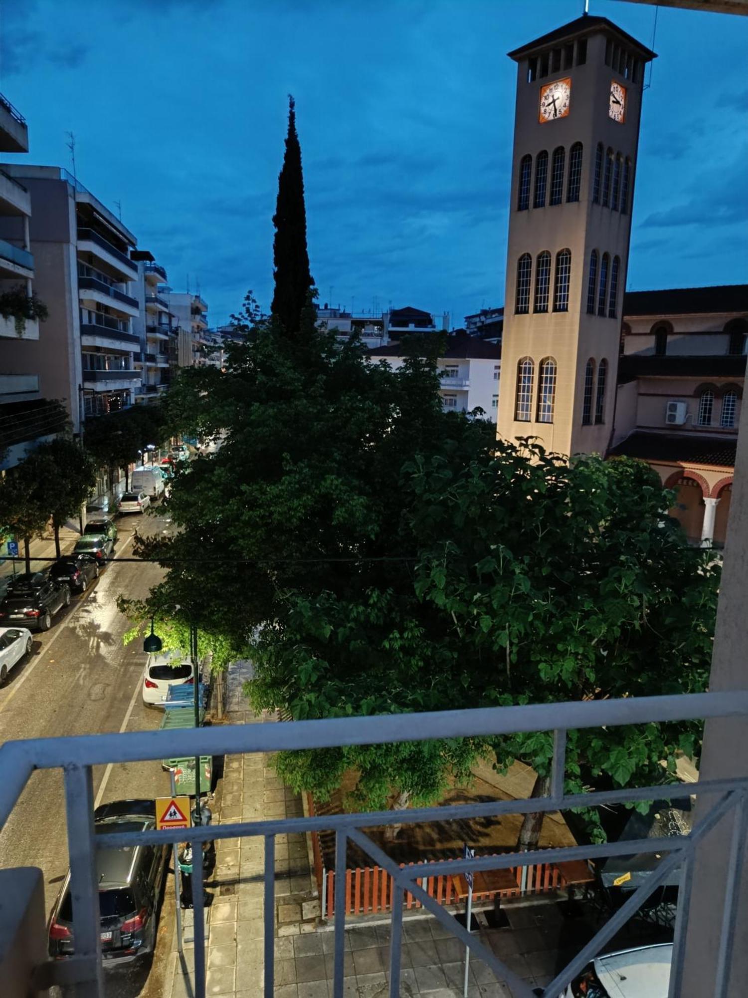 Gk Suites-Constantin View , Auto Check-In 24H ลาริซา ห้อง รูปภาพ